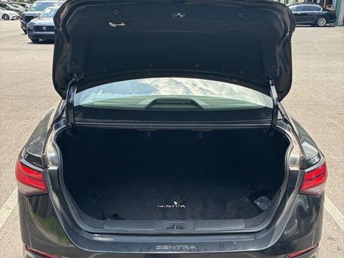 Used 2023 Nissan Sentra SR w/ SR Premium Package FWD image 14