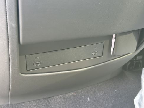 New 2026 Cadillac Escalade ESV Sport image 16