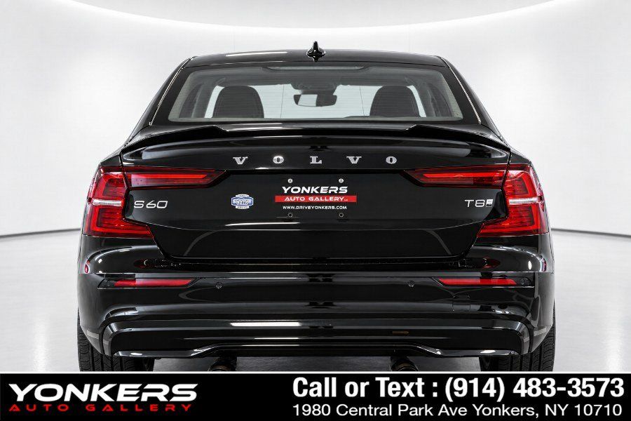 Used 2025 Volvo S60 T8 Plus AWD/4WD image 8