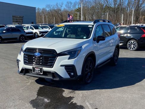 Used 2023 Subaru Ascent Onyx Edition image 7