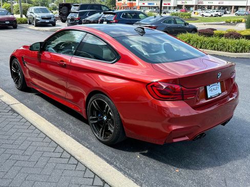 Used 2019 BMW M4 Coupe w/ Competition Package RWD image 4