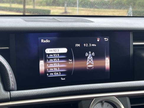 Used 2017 Lexus RC 200t F Sport image 24