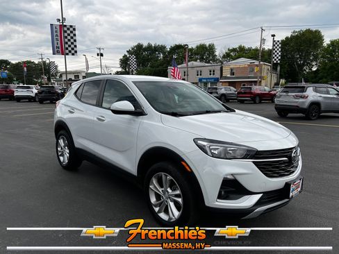 Used 2023 Buick Encore GX Preferred w/ Cold Weather Comfort Package AWD/4WD image 3