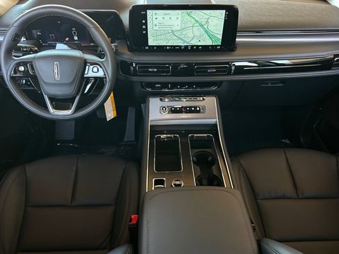 New 2026 Lincoln Aviator 2WD w/ Jet Appearance Package image 12
