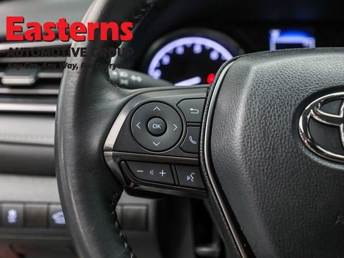 Used 2024 Toyota Camry SE image 25