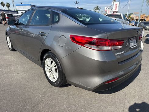 Used 2016 Kia Optima LX FWD image 3