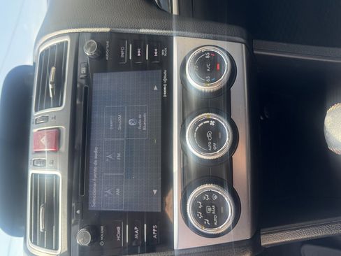 Used 2017 Subaru Crosstrek 2.0i Limited image 8