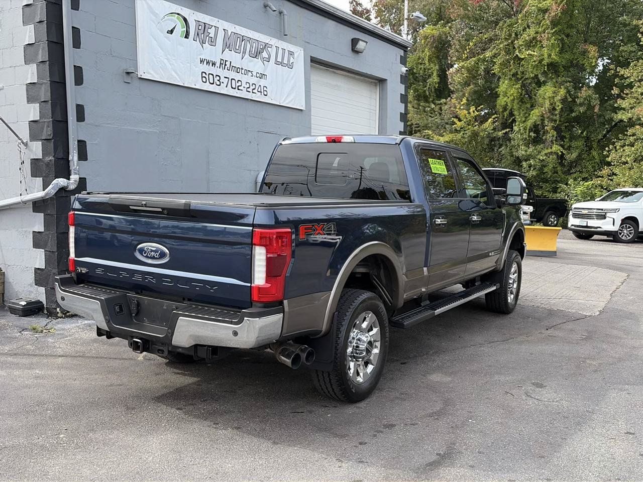 Used 2019 Ford F350 Lariat w/ Lariat Ultimate Package AWD/4WD image 7