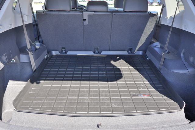 Used 2024 Volkswagen Tiguan Wolfsburg Edition FWD image 15