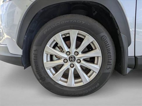 Used 2022 Toyota Corolla Cross L FWD image 13