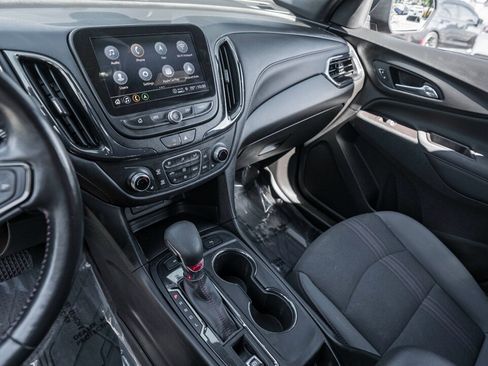 Used 2022 Chevrolet Equinox RS w/ Infotainment Package AWD/4WD image 37