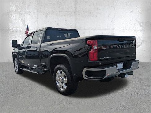 Used 2023 Chevrolet Silverado 2500 LTZ image 6