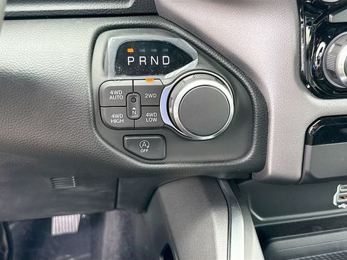New 2026 RAM 1500 Big Horn AWD/4WD image 17