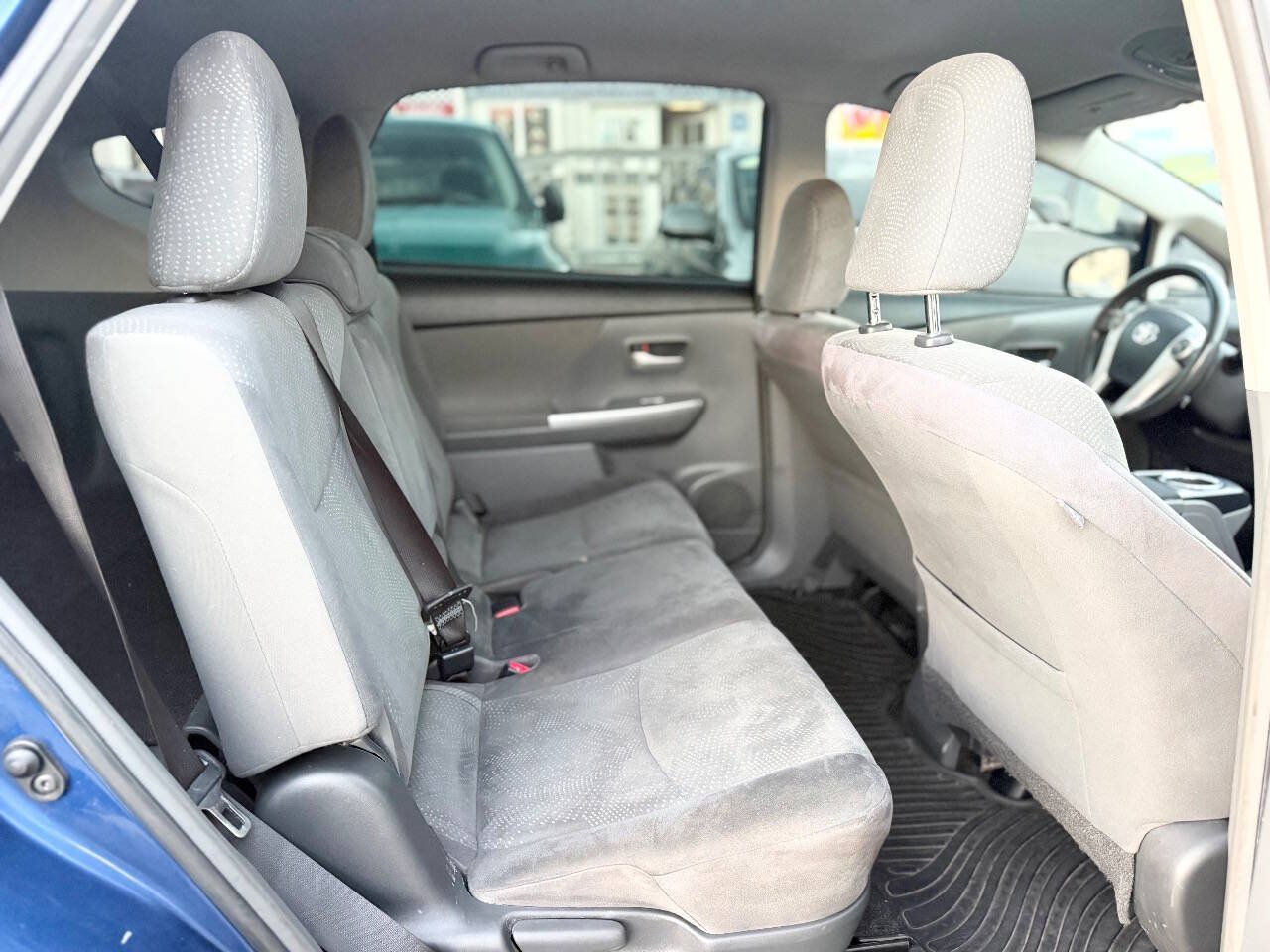 Used 2014 Toyota Prius V Three FWD image 15