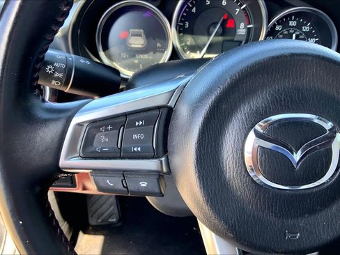 Used 2019 MAZDA MX-5 Miata RF Grand Touring w/ GT-S Package image 19