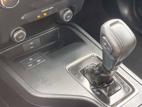 Used 2019 Ford Ranger XL w/ Equipment Group 101A Mid RWD image 38