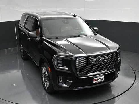 Used 2023 GMC Yukon Denali Ultimate AWD/4WD image 59