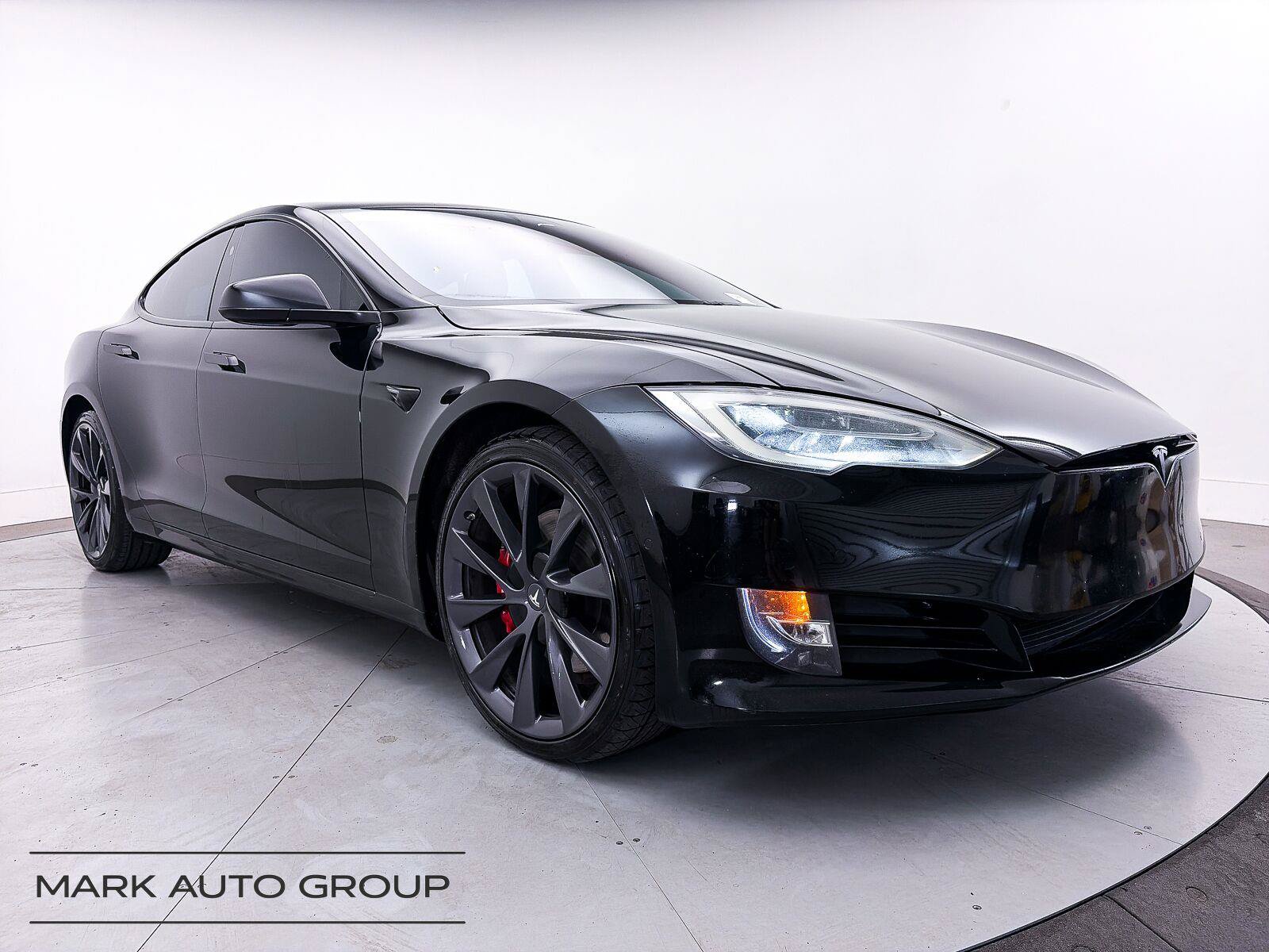 Used 2020 Tesla Model S Performance AWD/4WD image 1