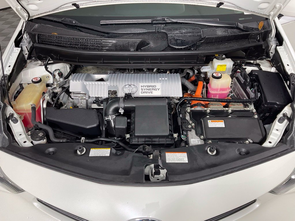 Used 2017 Toyota Prius V Three FWD image 9