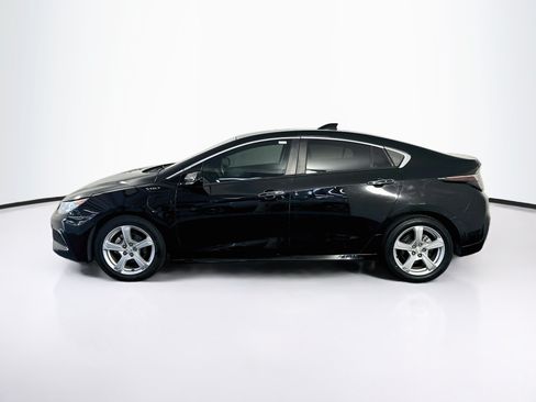 Used 2017 Chevrolet Volt LT FWD image 4