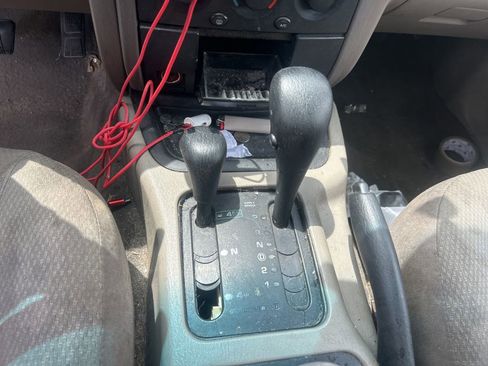 Used 2002 Jeep Grand Cherokee Laredo image 13