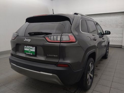 Used 2019 Jeep Cherokee Limited FWD image 9