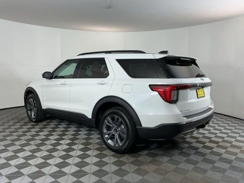 New 2026 Ford Explorer Active w/ Active Comfort Package AWD/4WD image 7