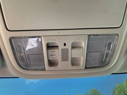 Used 2016 Honda CR-V EX image 15