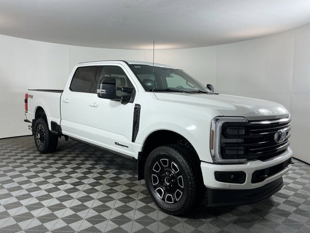 Used 2025 Ford F350 Platinum w/ FX4 Off-Road Package AWD/4WD image 3