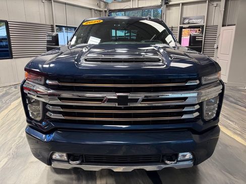Used 2020 Chevrolet Silverado 2500 High Country w/ Z71 Off-Road Package AWD/4WD image 39