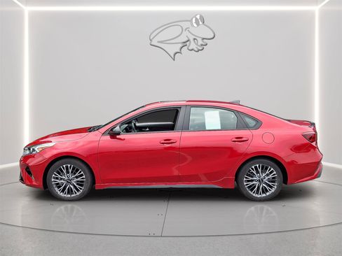 Used 2024 Kia Forte GT-Line w/ GT-Line Premium Package FWD image 7