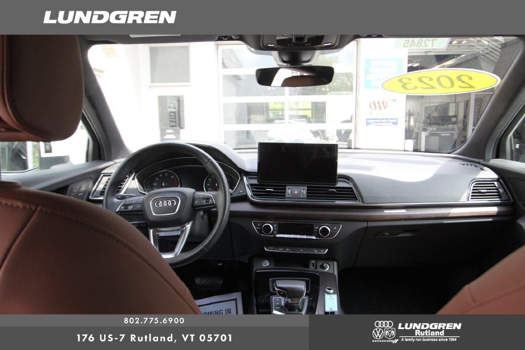 Used 2023 Audi Q5 2.0T Premium w/ Convenience Package AWD/4WD image 8