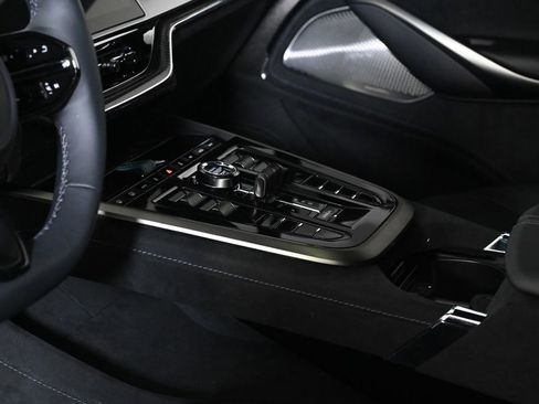 New 2026 Aston Martin DBX S image 20