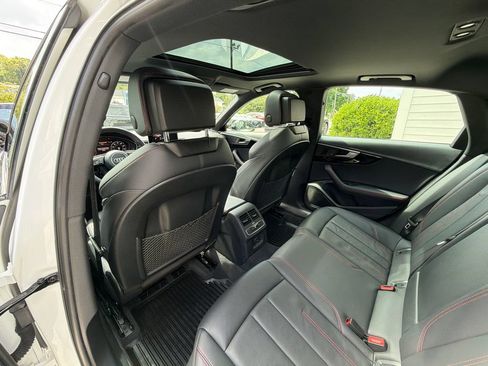 Used 2018 Audi A4 2.0T Premium Plus AWD/4WD image 39
