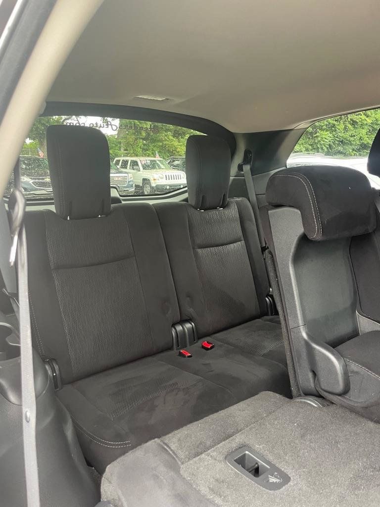 Used 2015 Nissan Pathfinder 4WD image 12