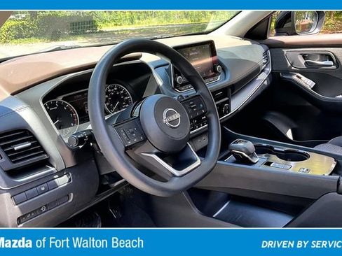 Used 2023 Nissan Rogue SV FWD image 14