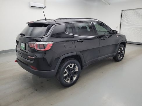 Used 2017 Jeep Compass Trailhawk w/ Navigation Group AWD/4WD image 10