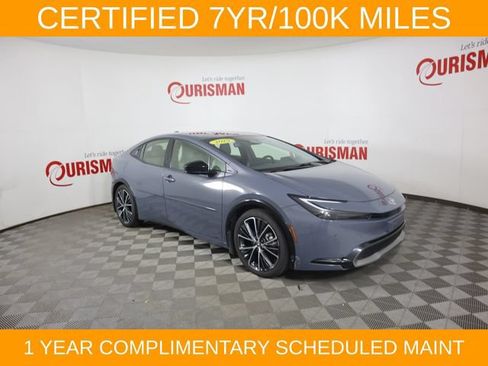 Used 2025 Toyota Prius XLE AWD/4WD image 12