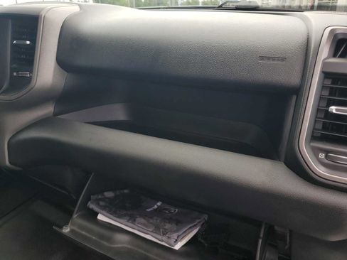 Used 2019 RAM 2500 Tradesman w/ Chrome Appearance Group AWD/4WD image 23