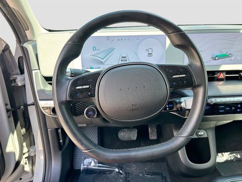 Used 2024 Hyundai Ioniq 5 SE RWD image 11
