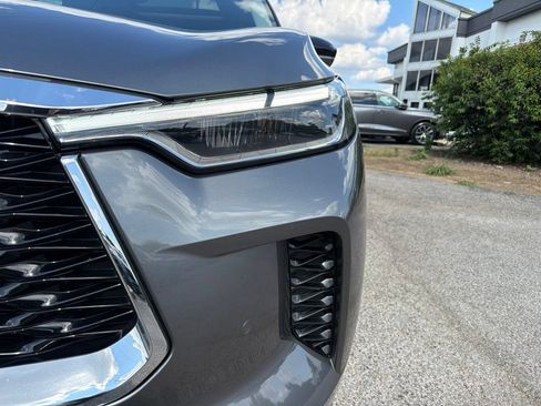 Used 2023 INFINITI QX60 Luxe w/ Cargo Package FWD image 11
