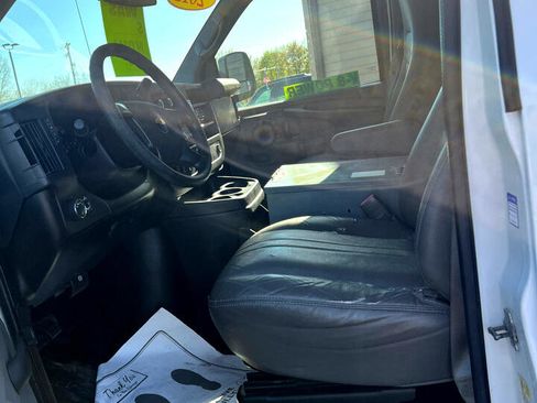 Used 2012 Chevrolet Express 2500 w/ Cold Climate Package image 13