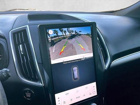 Used 2022 Ford Edge Titanium w/ Equipment Group 301A image 22