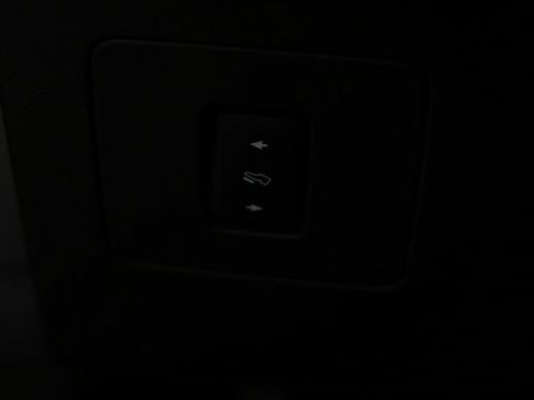 Used 2015 Ford F150 Platinum w/ Equipment Group 701A Luxury image 14