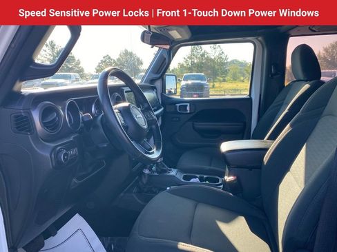 Used 2021 Jeep Wrangler Sport AWD/4WD image 10
