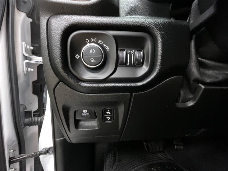 Used 2019 RAM 1500 Big Horn AWD/4WD image 22