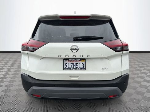 Used 2023 Nissan Rogue SV FWD image 6