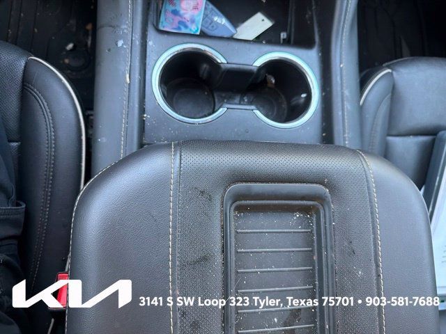 Used 2023 GMC Yukon XL SLT w/ SLT Luxury Package AWD/4WD image 21