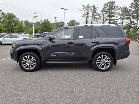 New 2026 Toyota 4Runner Limited AWD/4WD image 6