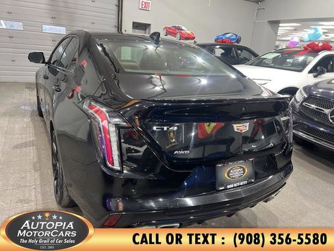 Used 2021 Cadillac CT4 V image 4